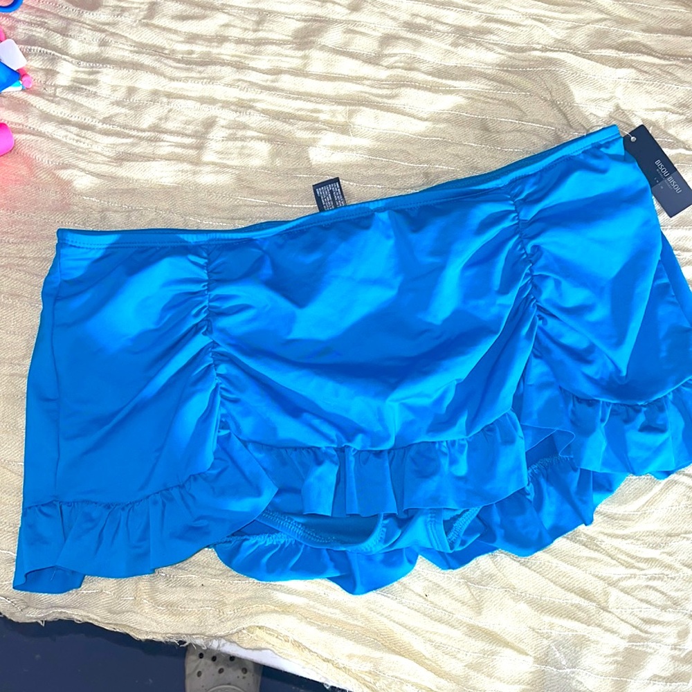 nwt swim skirt